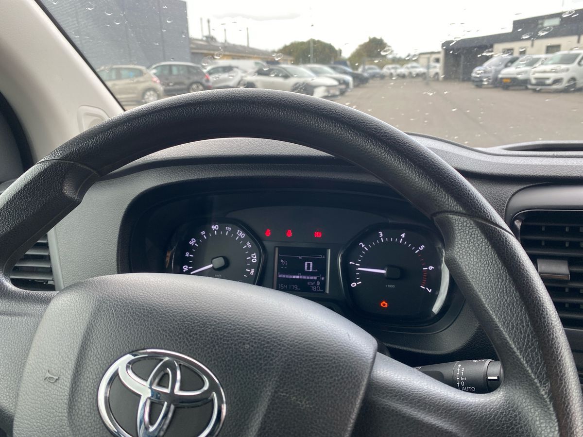 Billede af Toyota Proace Long 2,0 D Comfort m/ dobbelt skydedør, bagklap 122HK Van 6g