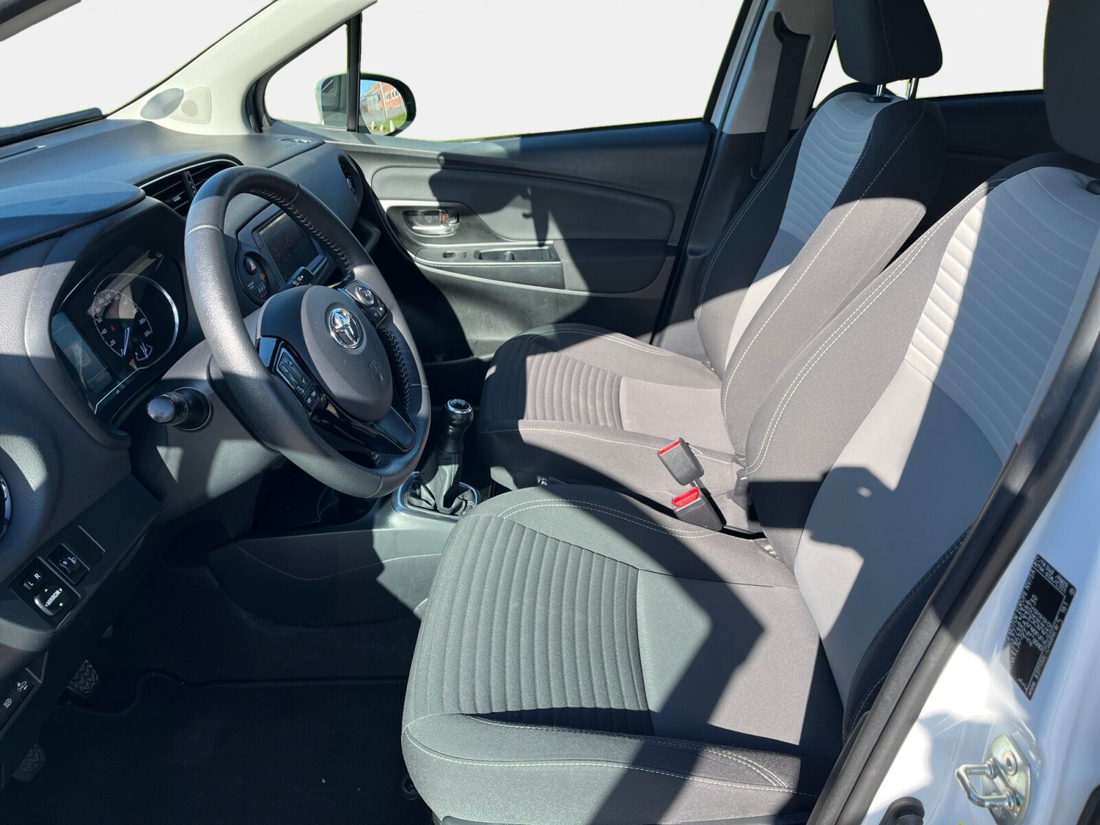 Billede af Toyota Yaris 1,0 VVT-I T3 72HK 5d