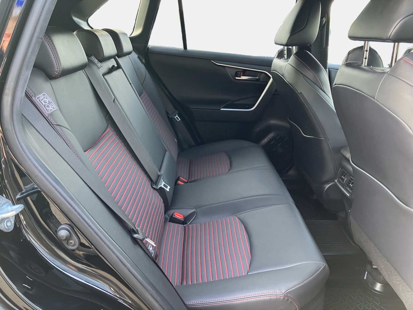 Billede af Toyota RAV4 Plug-in 2,5 Plugin-hybrid H3 Premium AWD 306HK 5d 6g Aut.