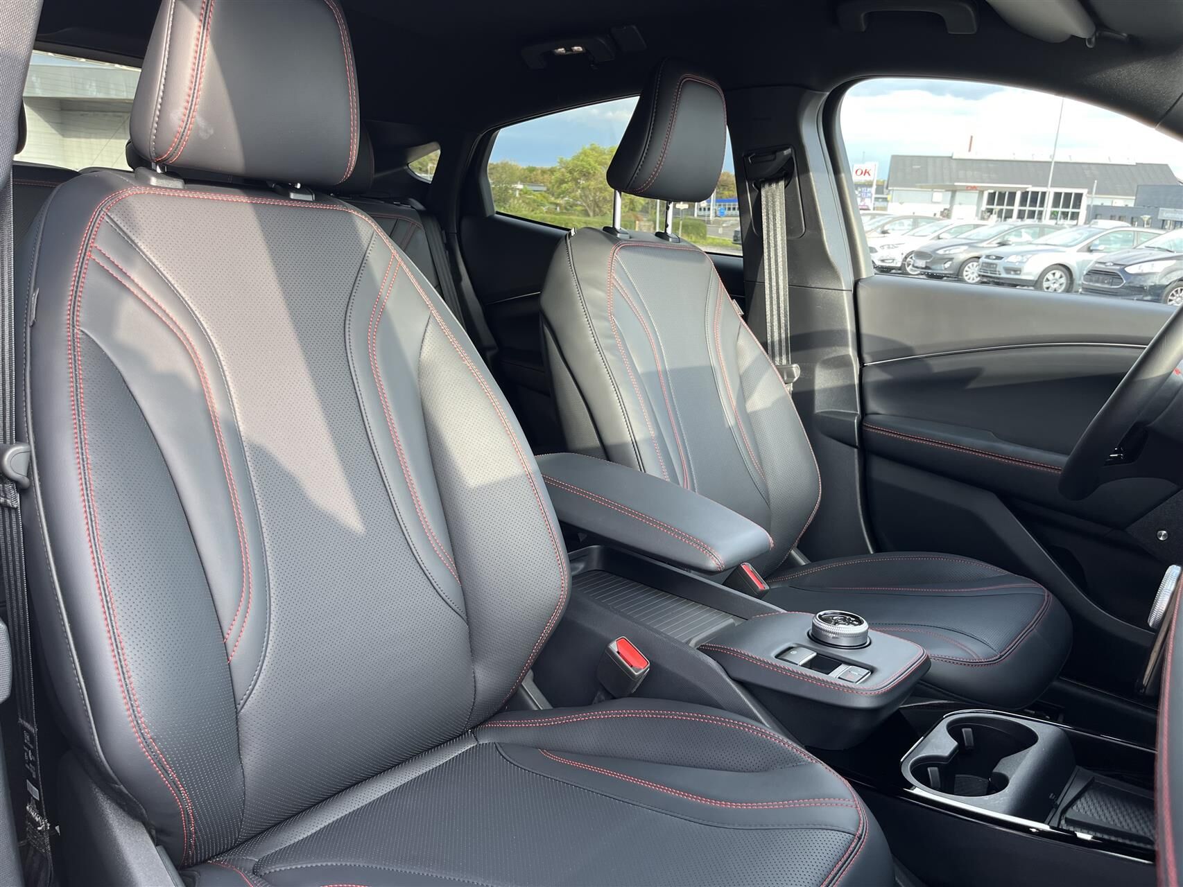 Billede af Ford Mustang Mach-E EL UR Premium 294HK 5d Aut.