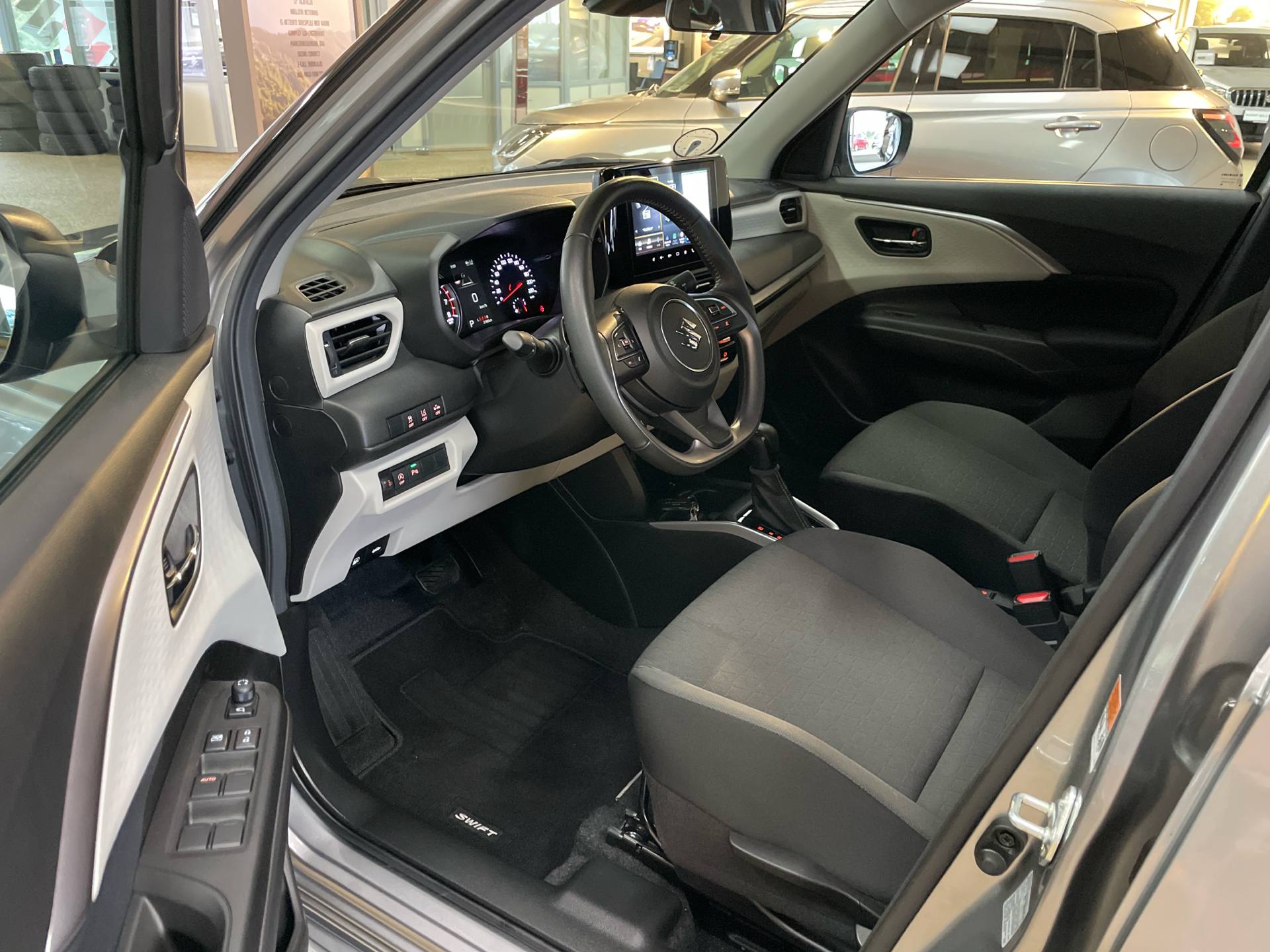 Billede af Suzuki Swift 1,2 Desire CVT 82HK 5d Aut.