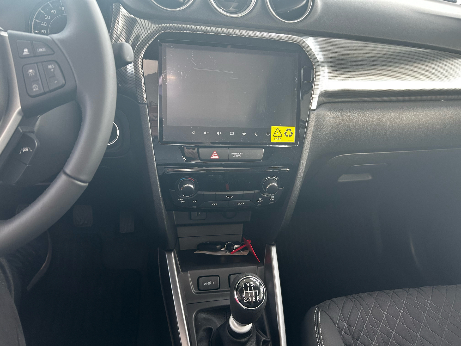 Billede af Suzuki Vitara 1,4 Boosterjet  Mild hybrid Adventure 129HK 5d 6g