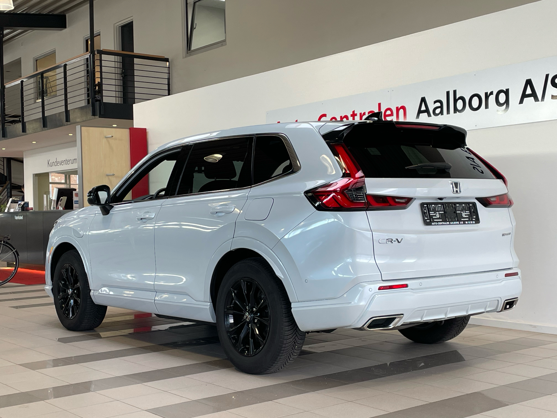 Billede af Honda CR-V 2,0 i-MMD  Plugin-hybrid Advance Tech E-CVT 184HK 5d Trinl. Gear