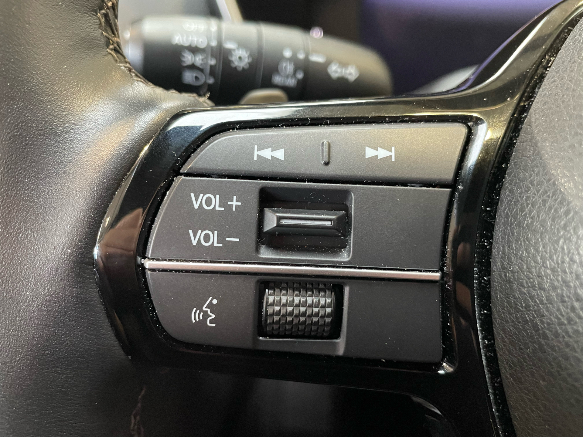 Billede af Honda CR-V 2,0 i-MMD  Plugin-hybrid Advance Tech E-CVT 184HK 5d Trinl. Gear