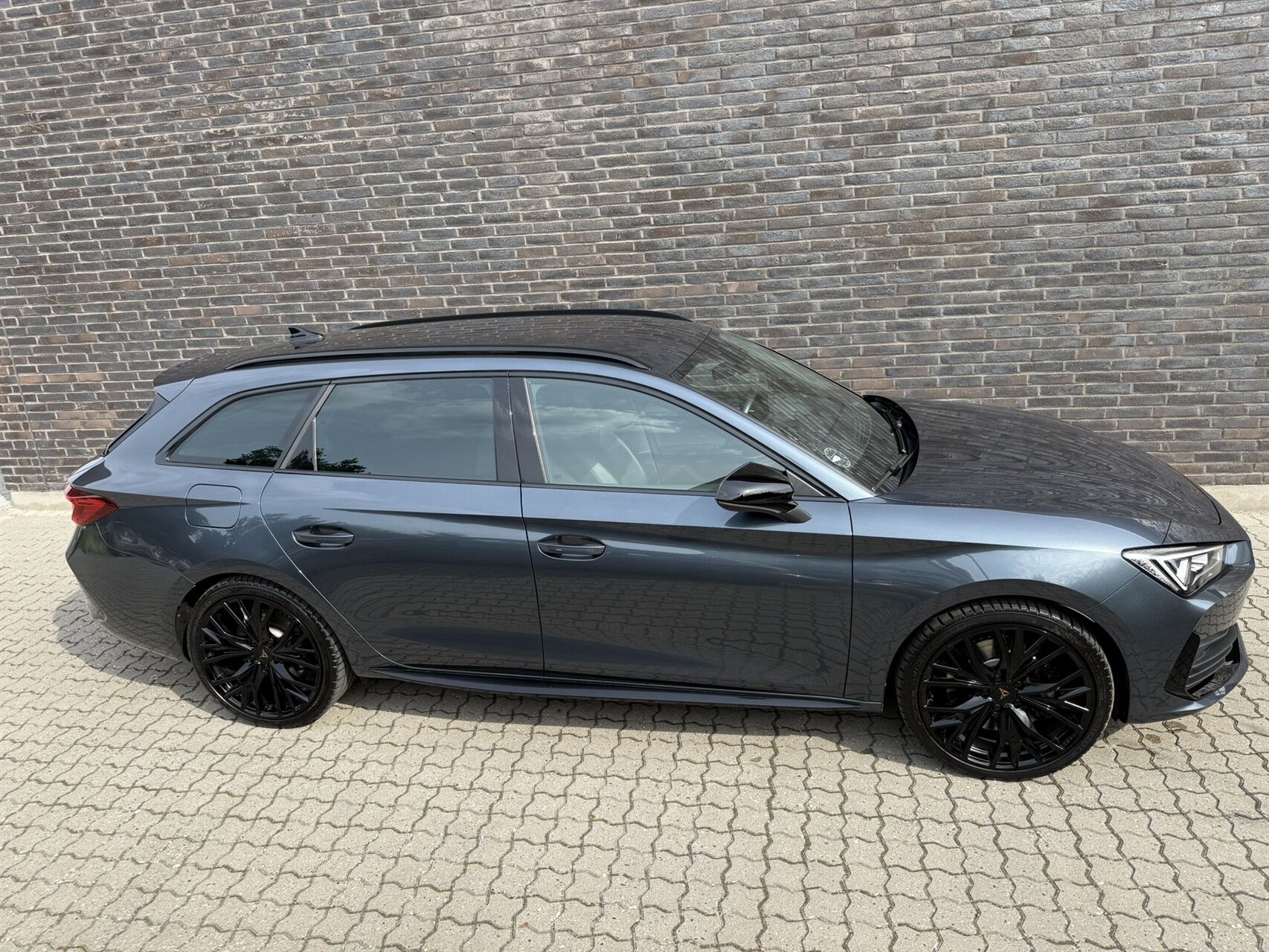 Billede af Cupra Leon Sportstourer 1,4 TSI  Plugin-hybrid DSG 245HK Stc 6g Aut.