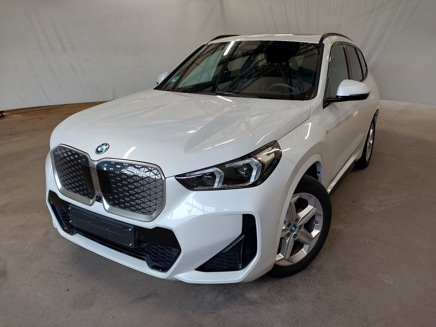 Billede af BMW iX1 xDrive30 Fully Charged M-Sport 313HK 5d Aut. 