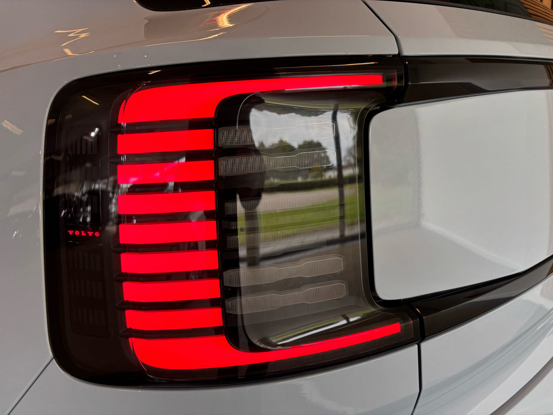 Billede af Volvo EX30 Single Motor Extended Range Plus 272HK 5d Aut.