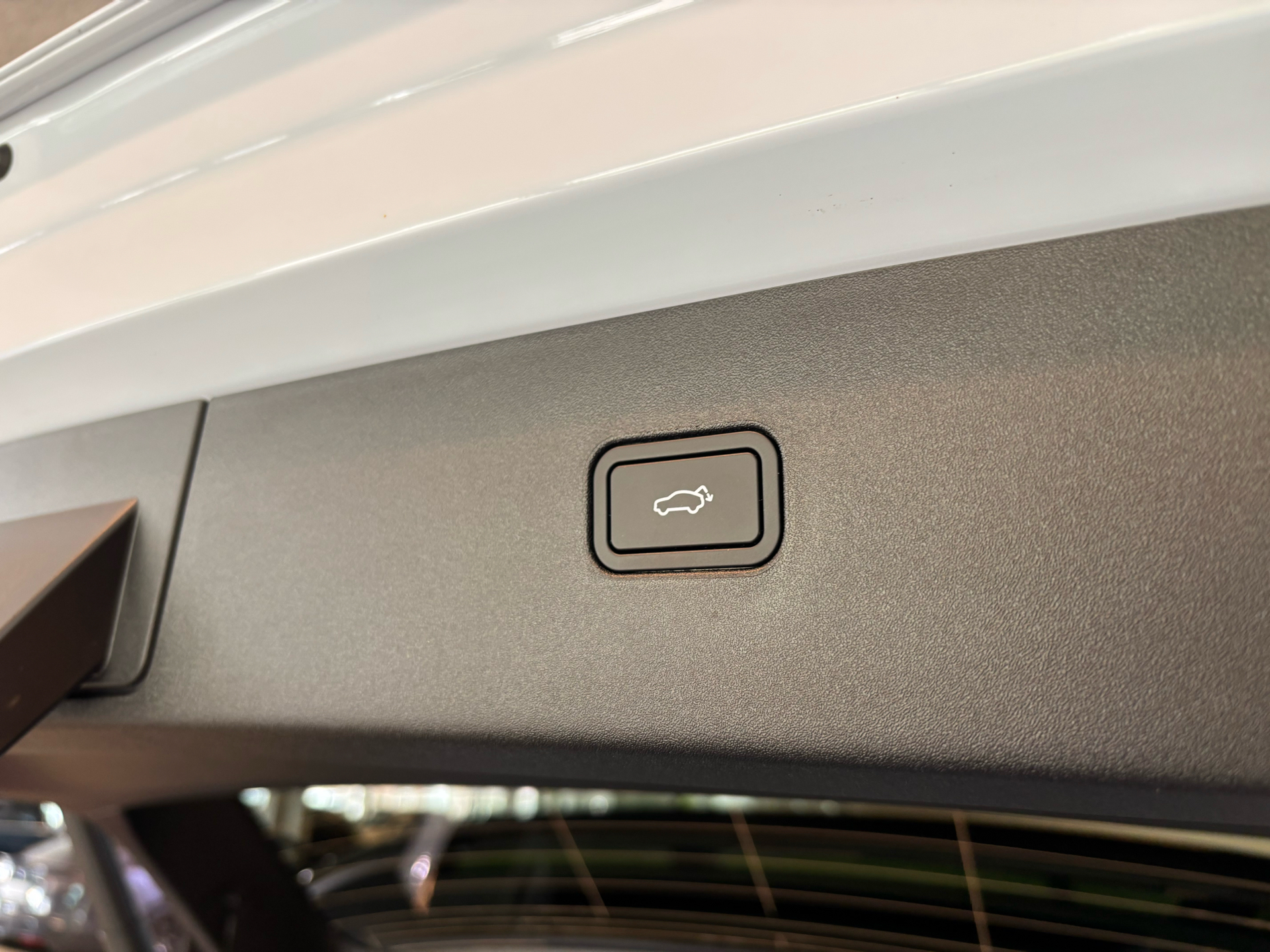 Billede af Volvo EX30 Single Motor Extended Range Plus 272HK 5d Aut.