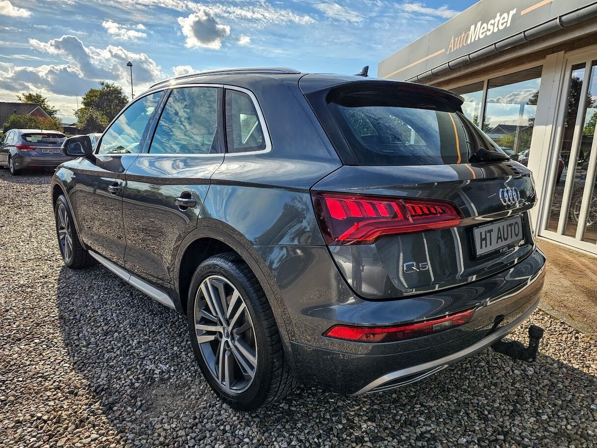Billede af Audi Q5 2,0 TDI Sport Quattro S Tron 190HK 5d 7g Aut.