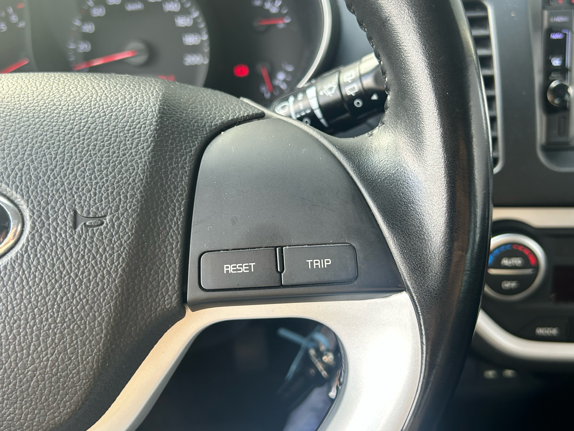 Billede af Kia Picanto 1,0 MPI Attraction 66HK 5d