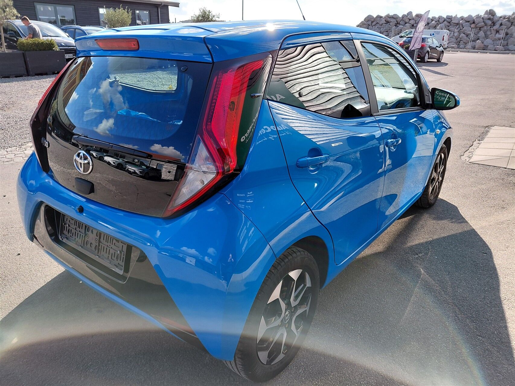 Billede af Toyota Aygo 1,0 VVT-I X-Play + Go pakke + DAB+ 72HK 5d