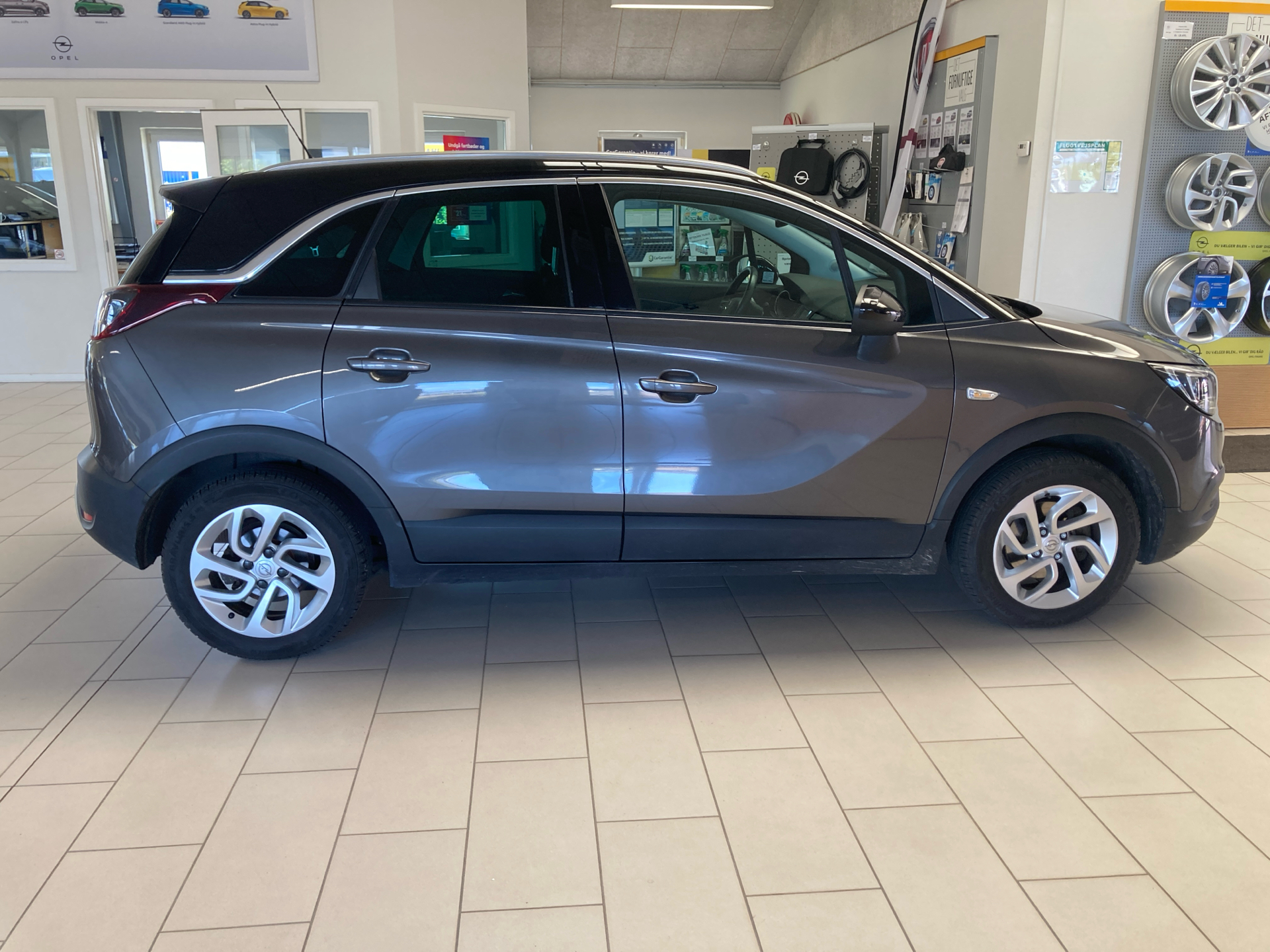 Billede af Opel Crossland X 1,2 T Impress Start/Stop 110HK 5d 6g