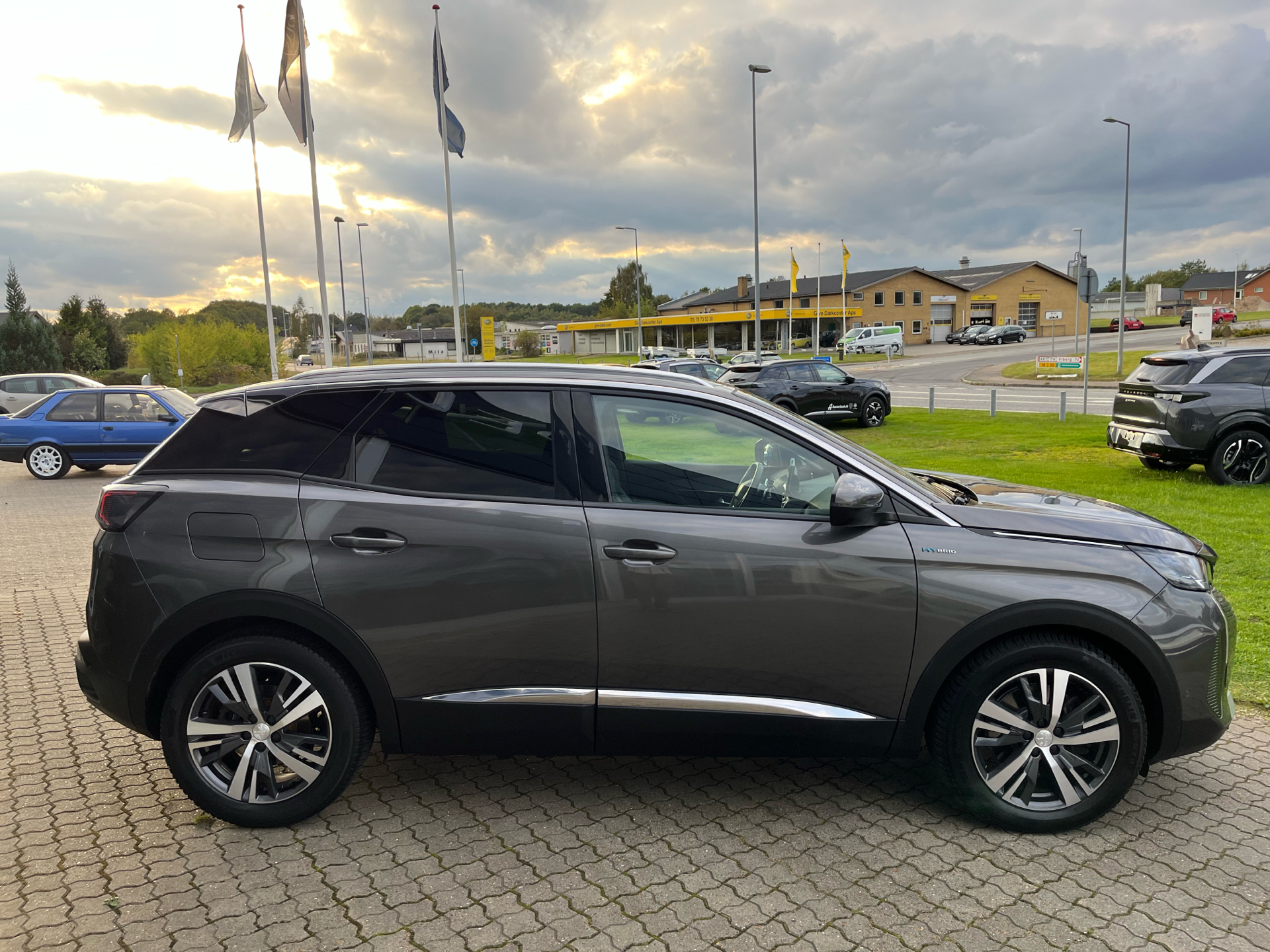 Billede af Peugeot 3008 1,6 PureTech  Plugin-hybrid Allure Pack EAT8 225HK 5d 8g Aut.