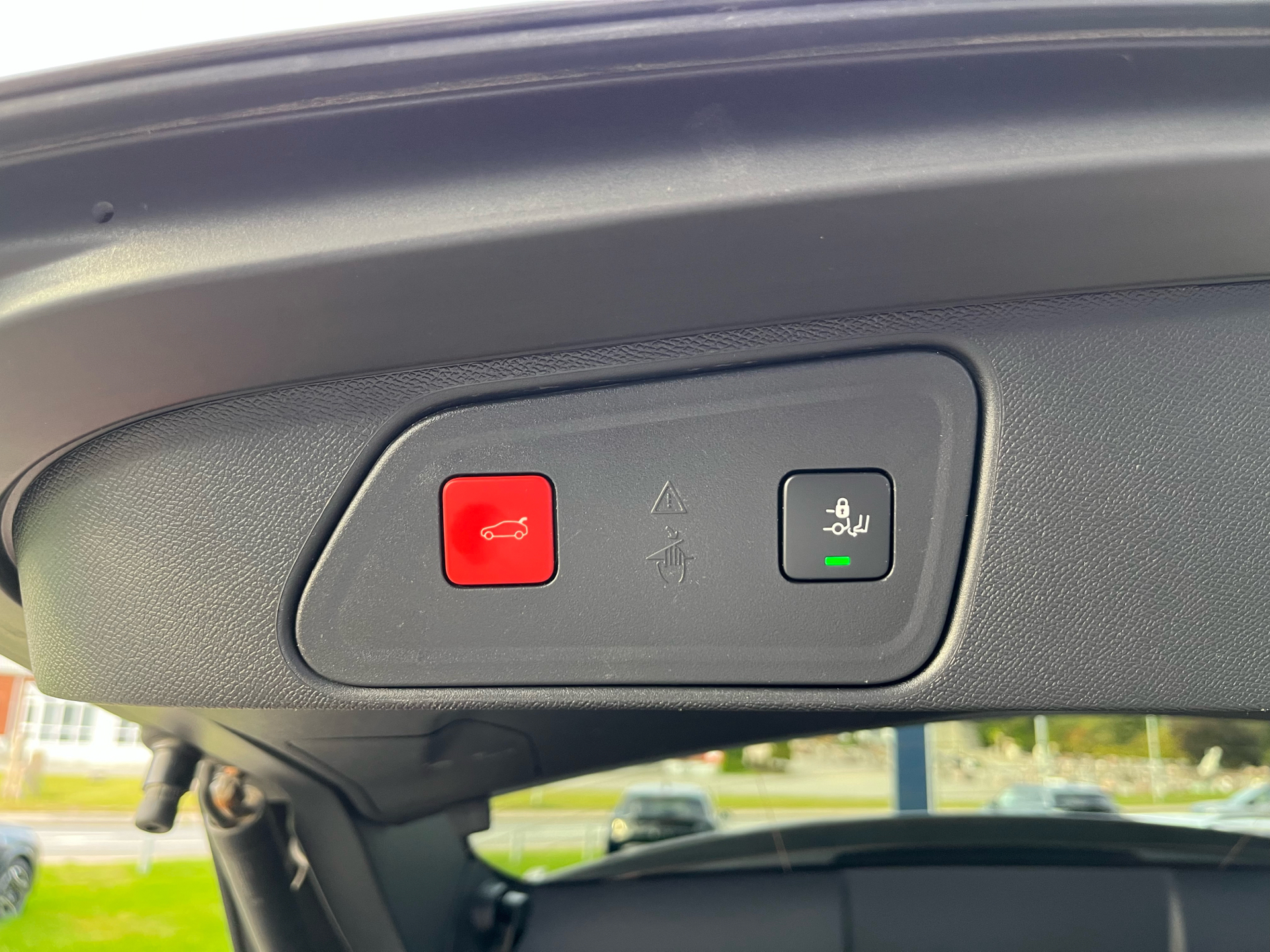 Billede af Peugeot 3008 1,6 PureTech  Plugin-hybrid Allure Pack EAT8 225HK 5d 8g Aut.