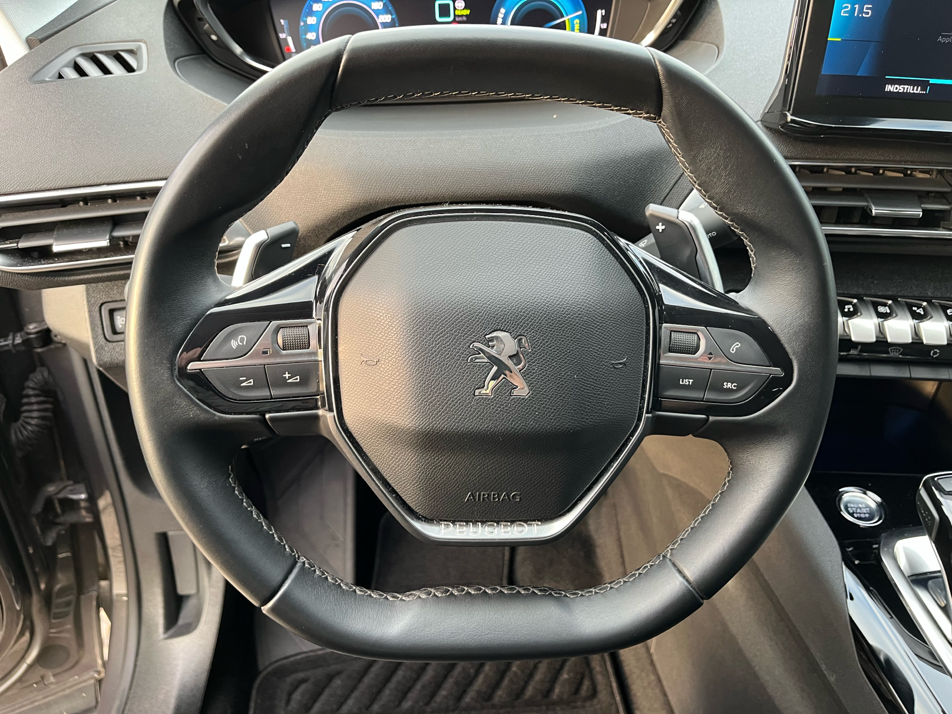 Billede af Peugeot 3008 1,6 PureTech  Plugin-hybrid Allure Pack EAT8 225HK 5d 8g Aut.