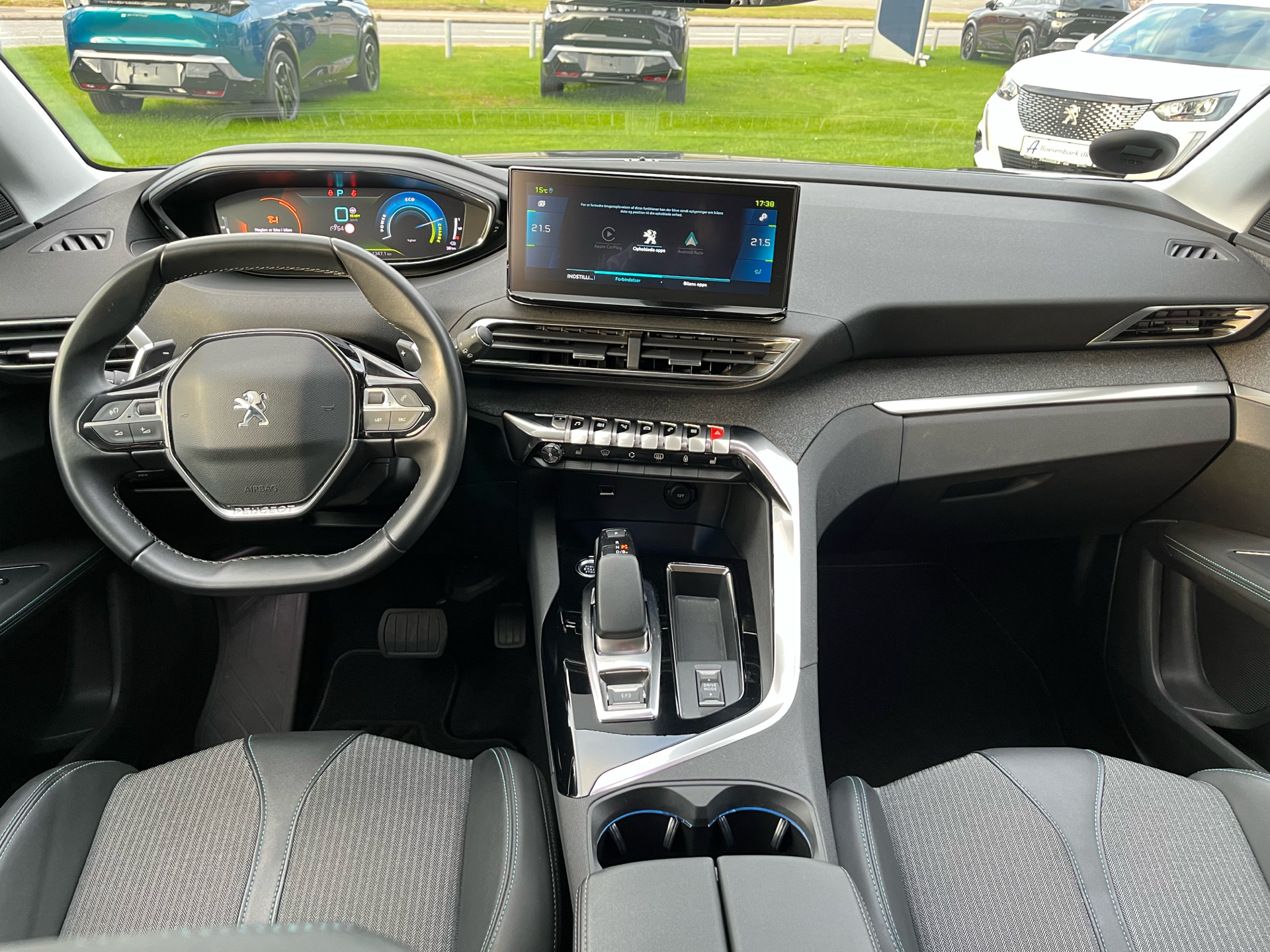 Billede af Peugeot 3008 1,6 PureTech  Plugin-hybrid Allure Pack EAT8 225HK 5d 8g Aut.