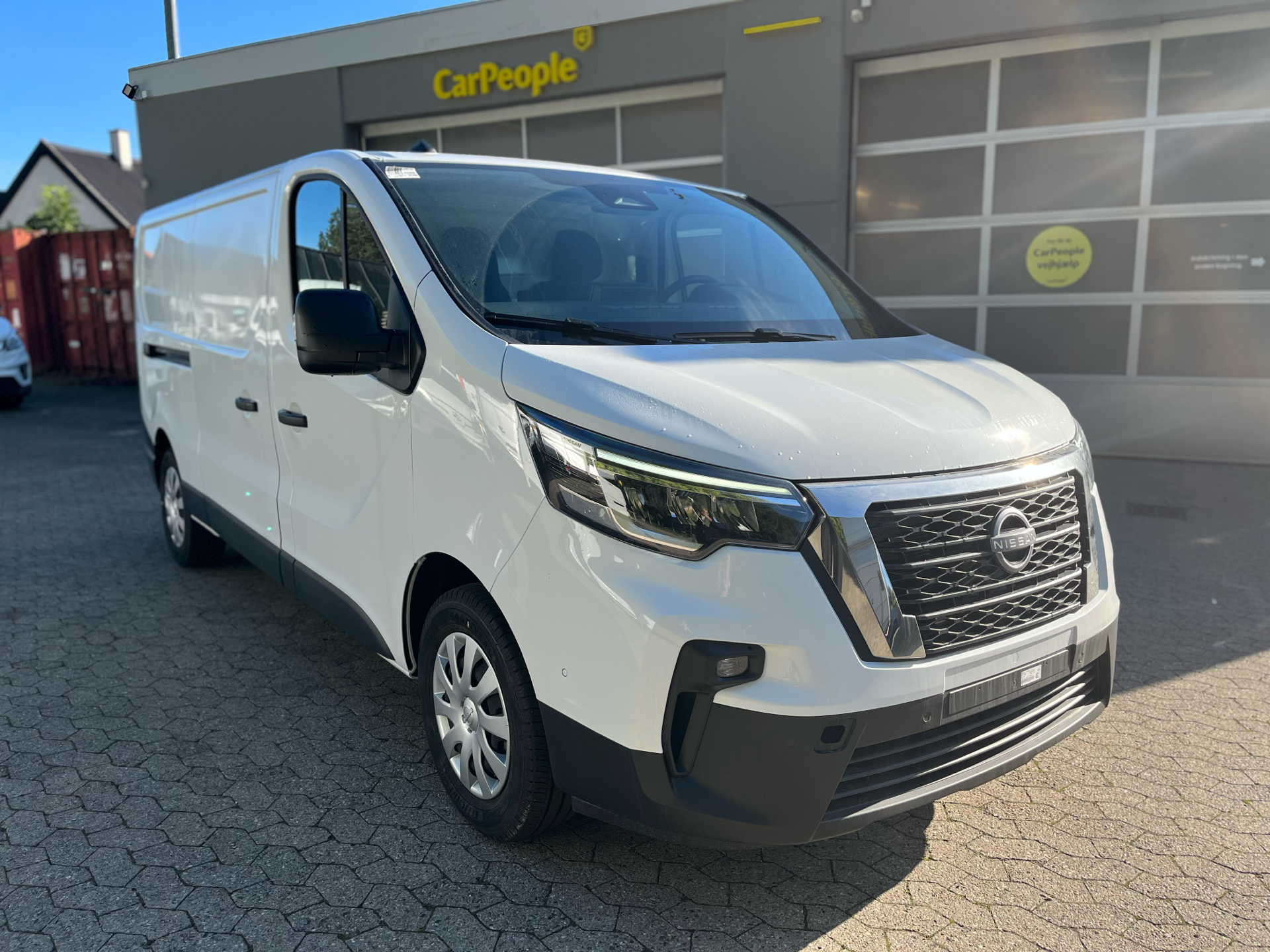 Billede af Nissan Primastar L2H1 2,0 DCi N-Connecta 150HK Van 6g Aut.