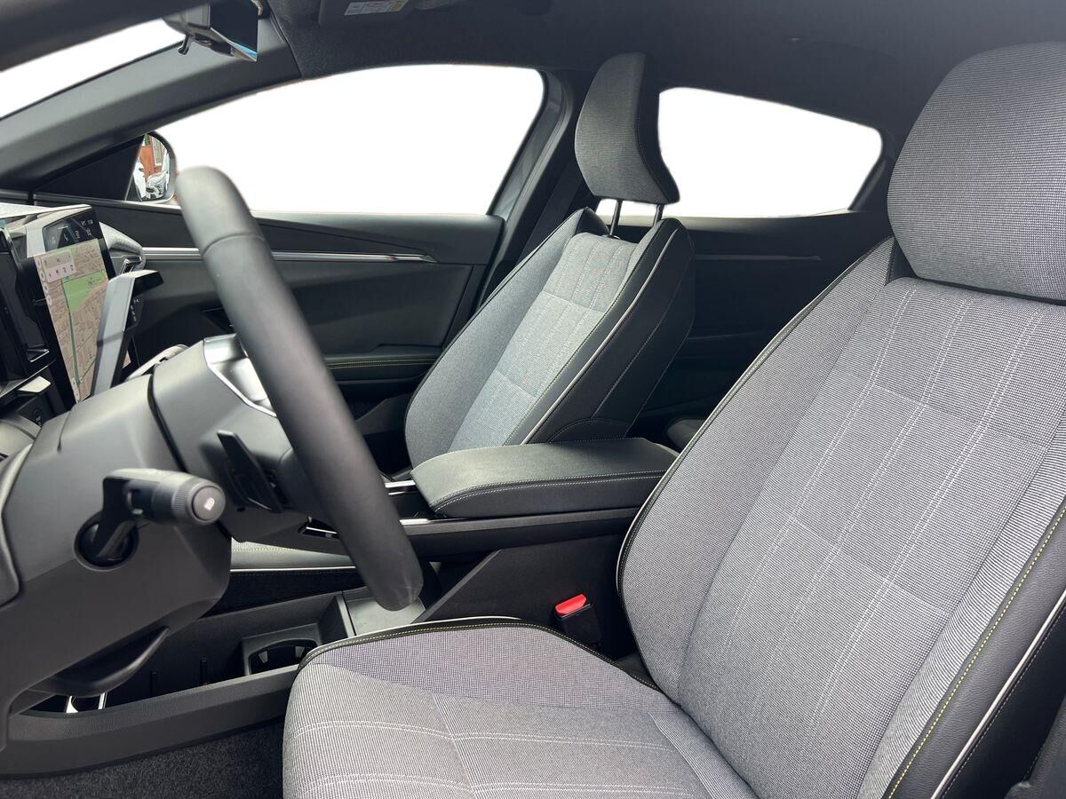 Billede af Renault Mégane E-TECH Techno Plus 220HK 5d Aut.