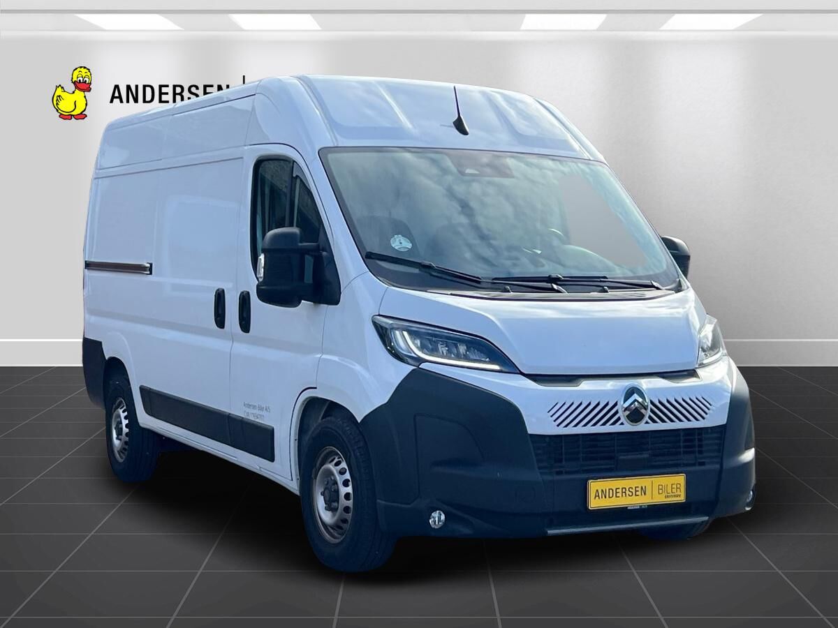 Billede af Citroën Jumper 35 L2H2 2,2 Blue HDi Masterline EAT8 140HK Van 8g Aut.