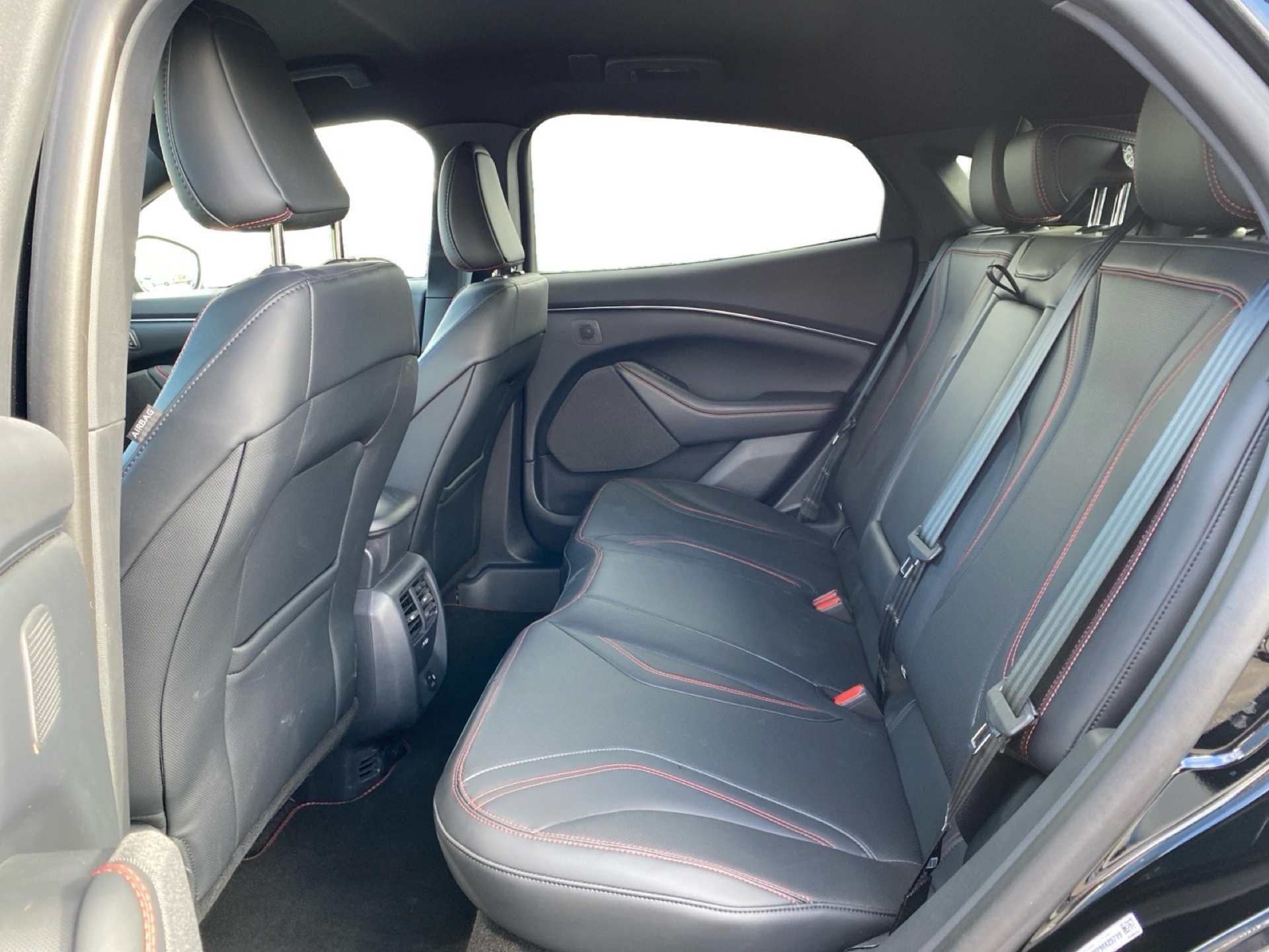 Billede af Ford Mustang Mach-E EL UR Premium 294HK 5d Aut.