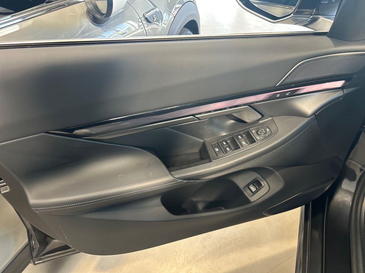 Billede af BMW i5 eDrive40 EL Fully Charged 340HK Aut.