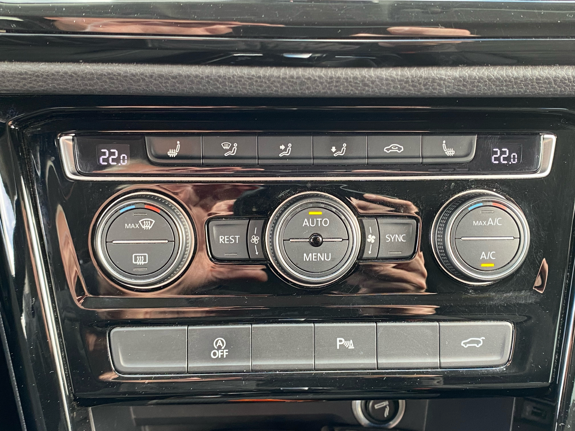 Billede af VW Touran 2,0 TDI BMT SCR Highline DSG 150HK 6g Aut.