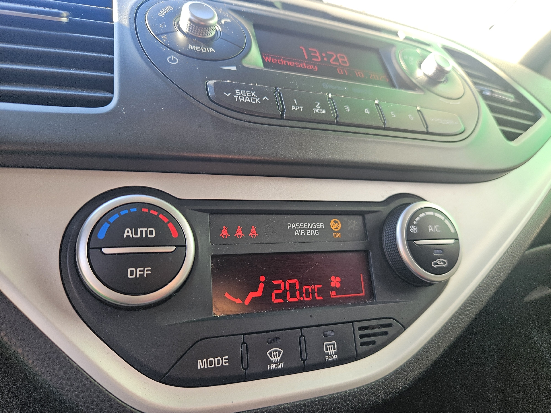Billede af Kia Picanto 1,0 MPI Attraction 66HK 5d