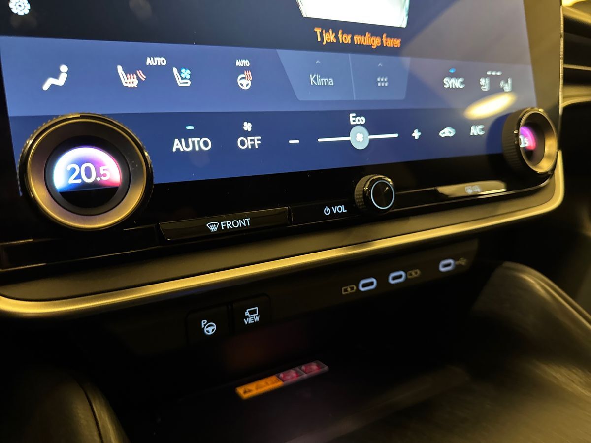 Billede af Lexus RZ 450e EL Luxury Direct4 313HK 4d Aut.