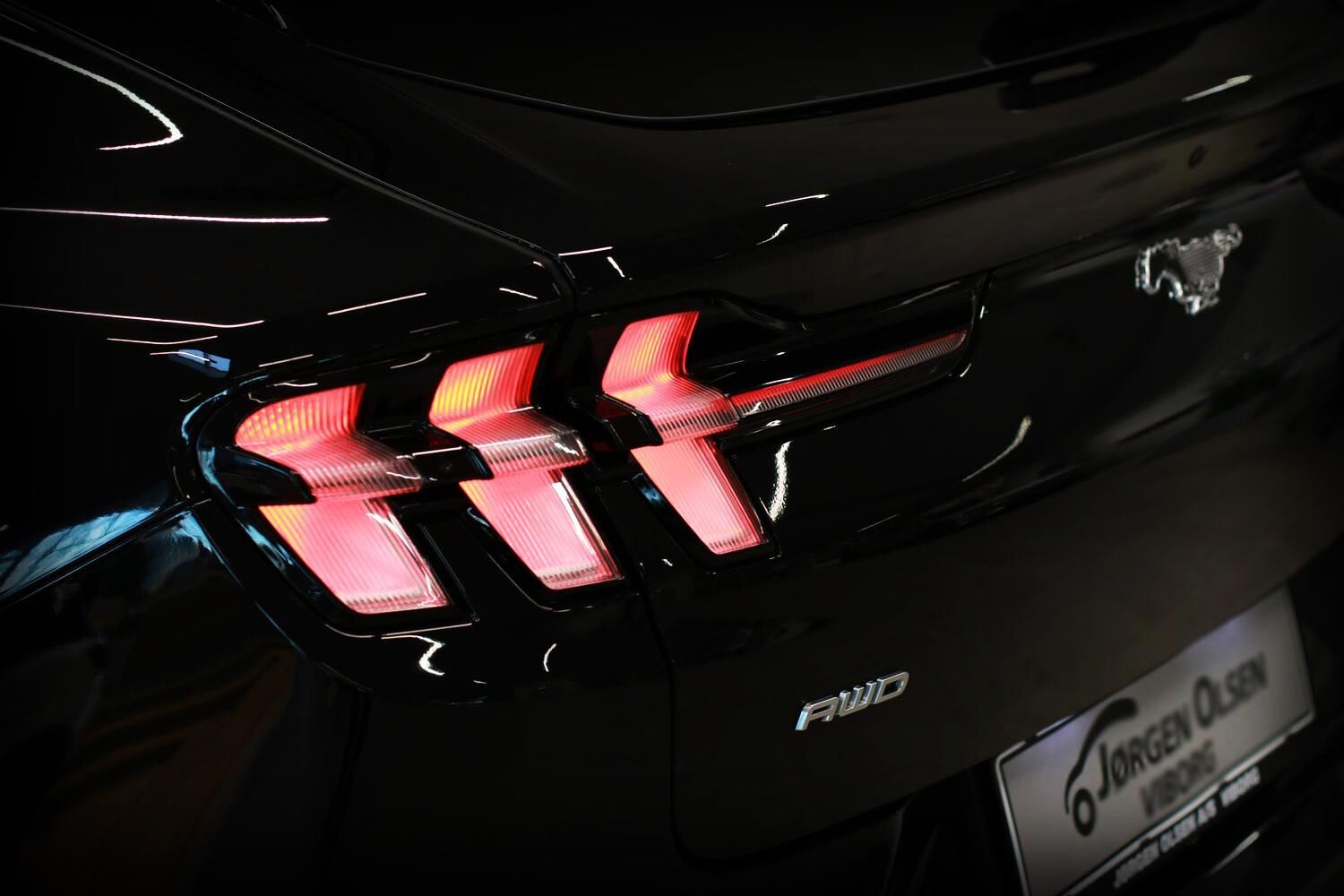 Billede af Ford Mustang Mach-E EL SR AWD 269HK 5d Trinl. Gear