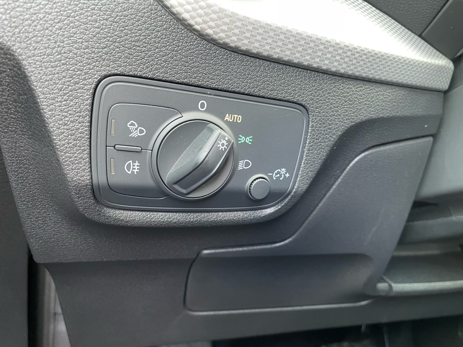 Billede af Audi Q2 1,5 35 TFSI Prestige S Tronic 150HK 5d 7g Aut.