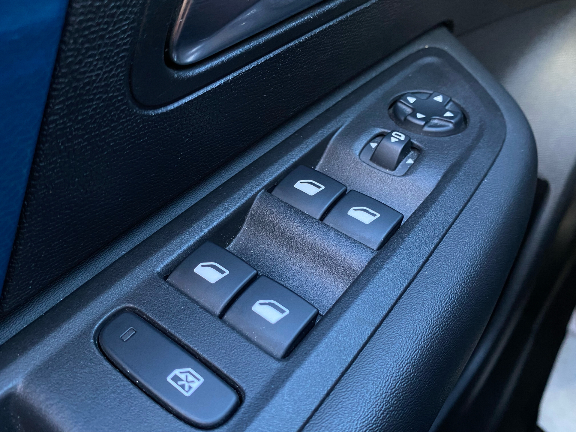 Billede af Citroën e-C4 EL Shine Sport 136HK 5d Aut.