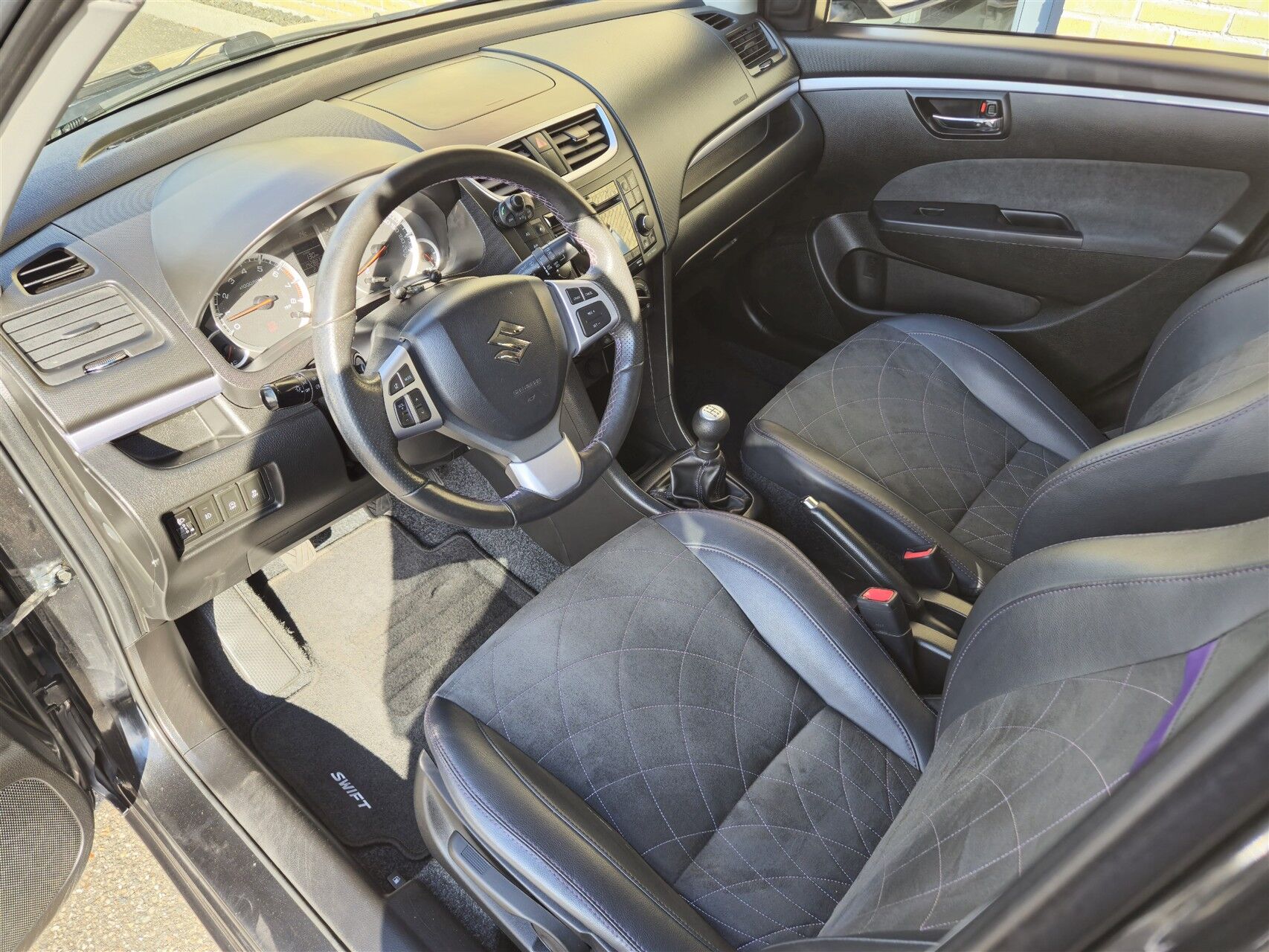 Billede af Suzuki Swift 1,2 16V Style 90HK 5d