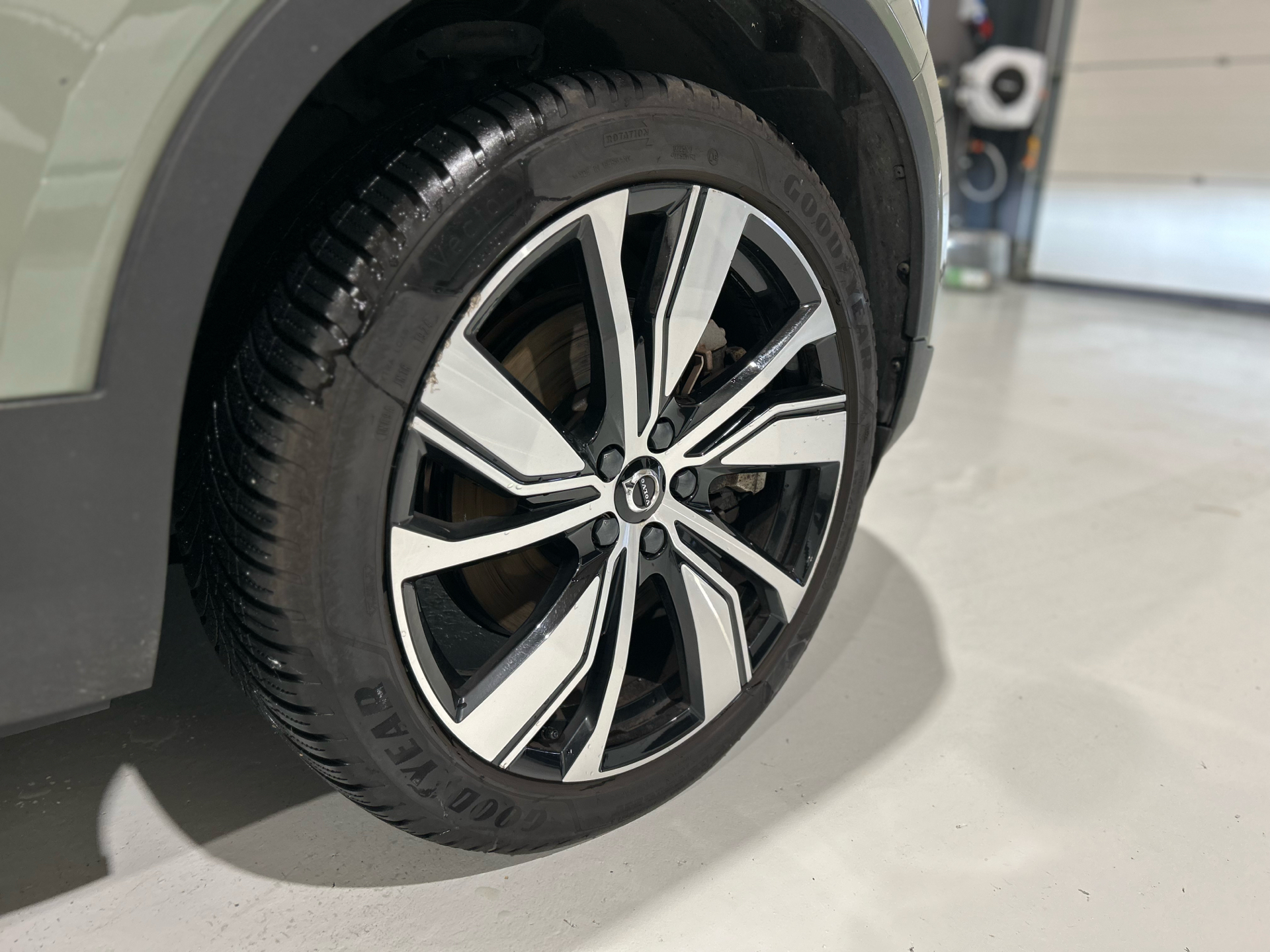 Billede af Volvo XC40 P6 Recharge Pro 231HK 5d Aut.