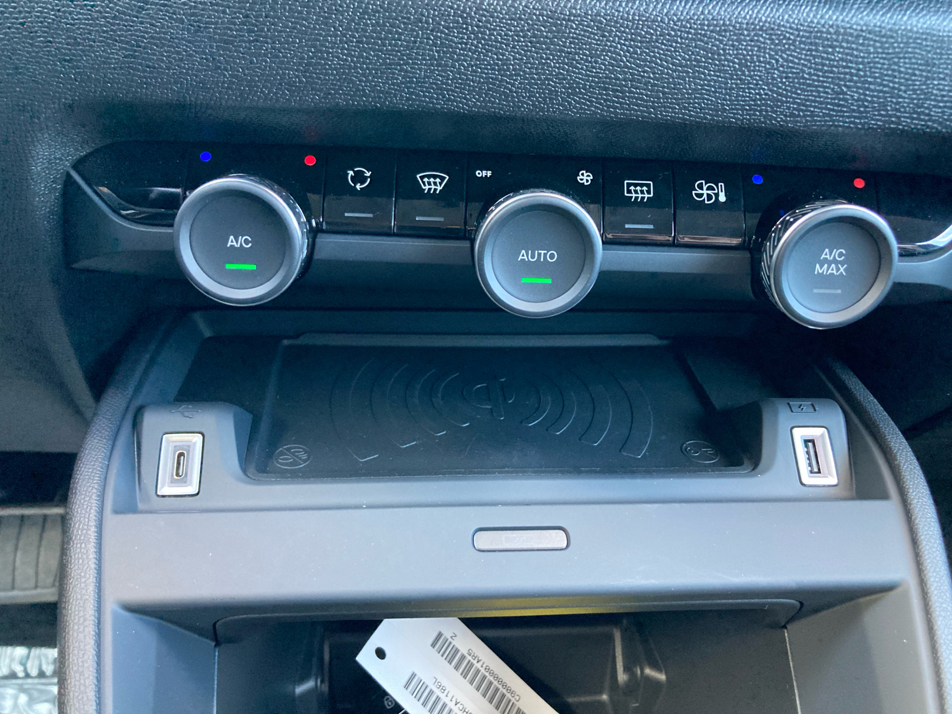 Billede af Citroën e-C4 X EL Max 136HK 5d Aut.