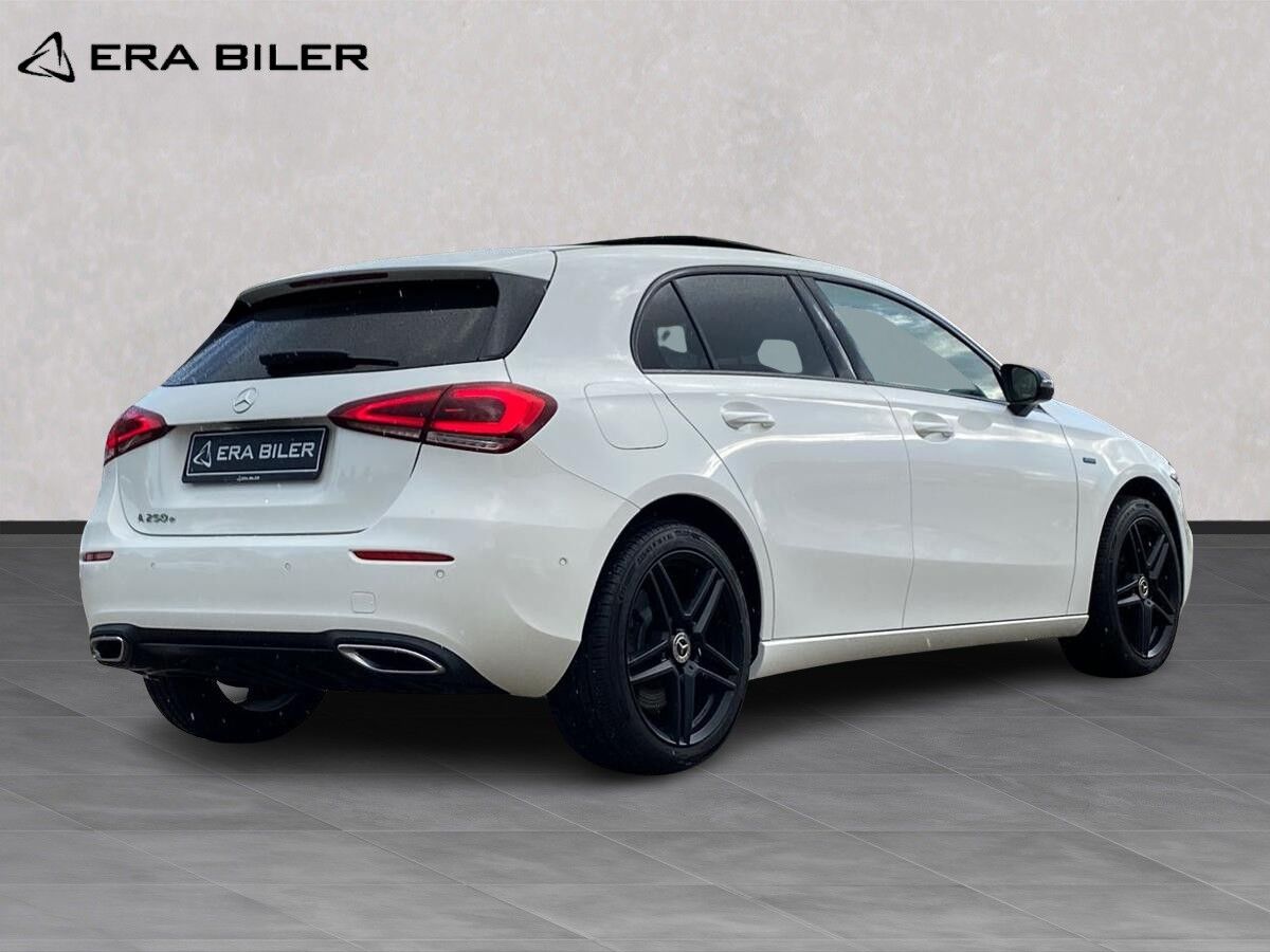 Billede af Mercedes-Benz A250 e 1,3 Plugin-hybrid Progressive 8G-DCT 218HK 5d 8g Aut.
