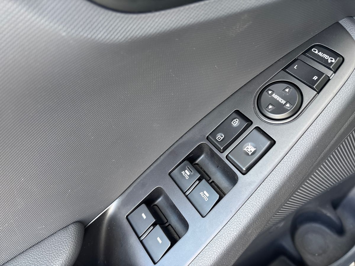 Billede af Hyundai Ioniq 1,6 GDI  Plugin-hybrid Premium plug-in 141HK 5d 6g Aut.