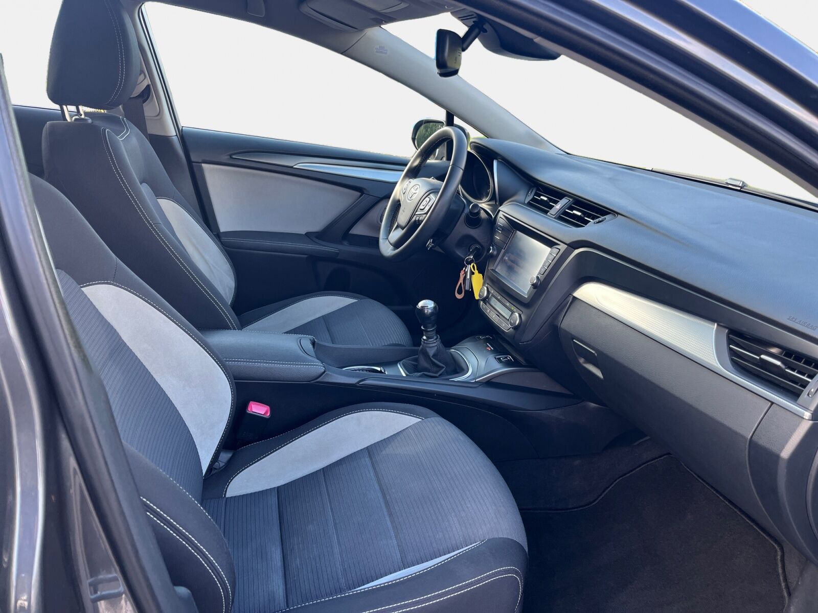 Billede af Toyota Avensis Touring Sports 1,8 VVT-I T2 147HK Stc 6g