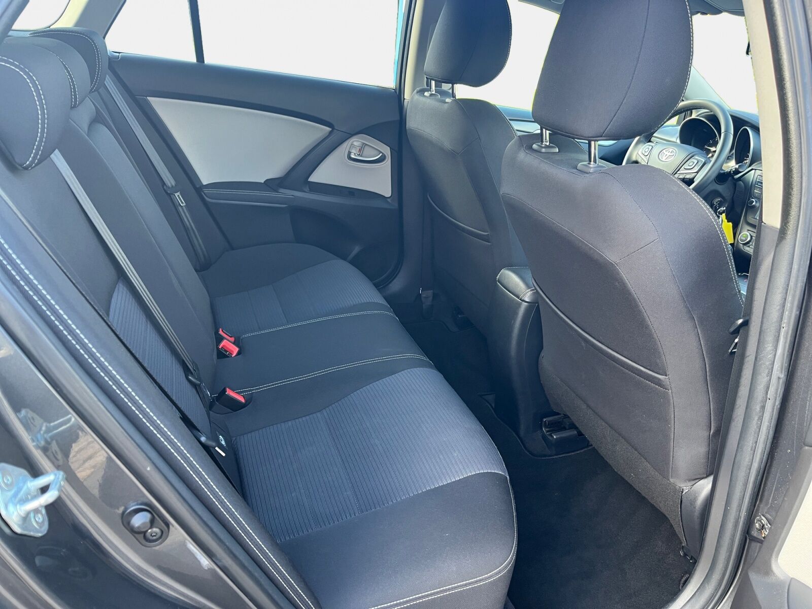 Billede af Toyota Avensis Touring Sports 1,8 VVT-I T2 147HK Stc 6g