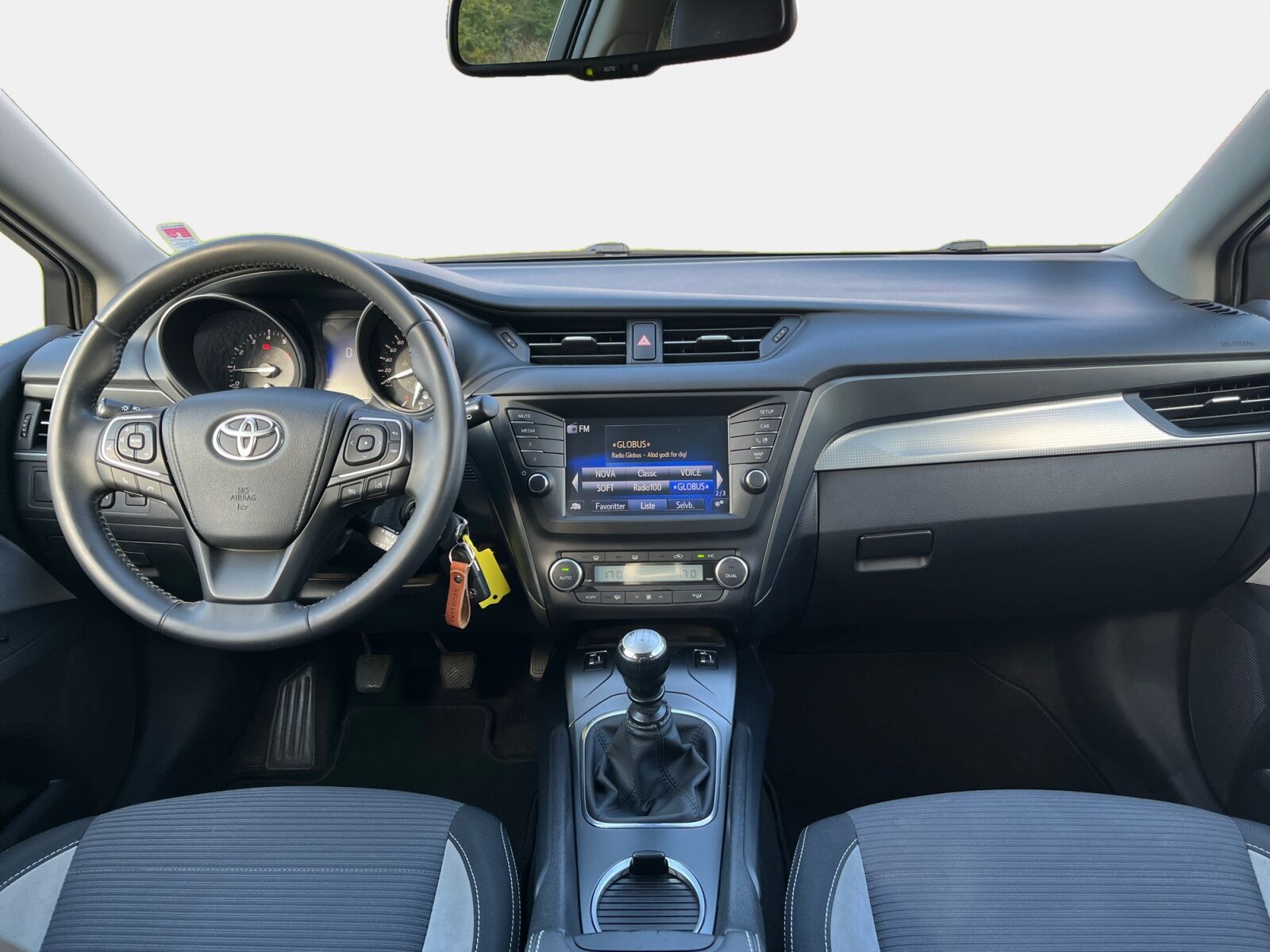 Billede af Toyota Avensis Touring Sports 1,8 VVT-I T2 147HK Stc 6g