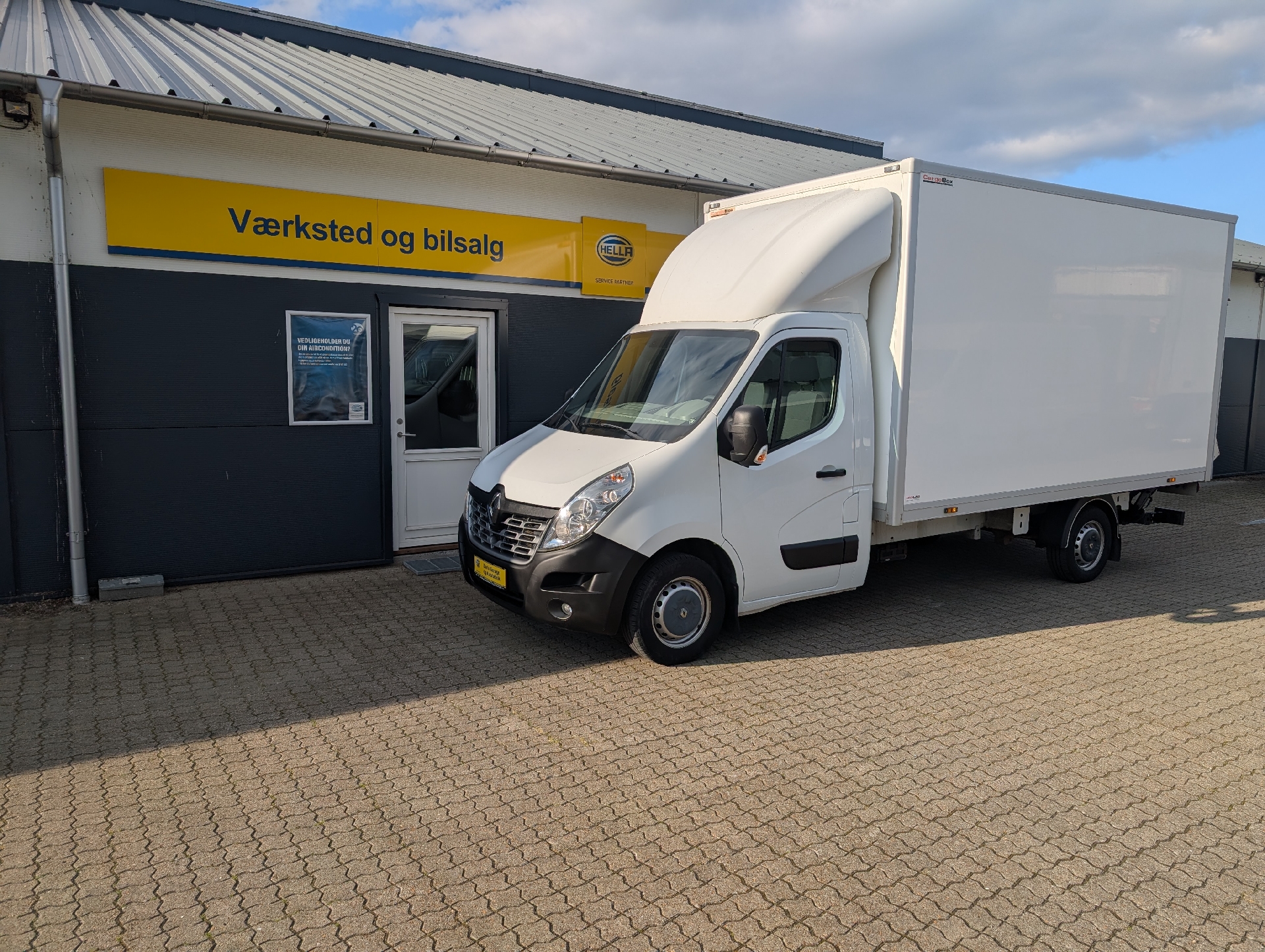 Billede af Renault Master T35 L3H1 2,3 DCI start/stop 170HK Ladv./Chas. 6g