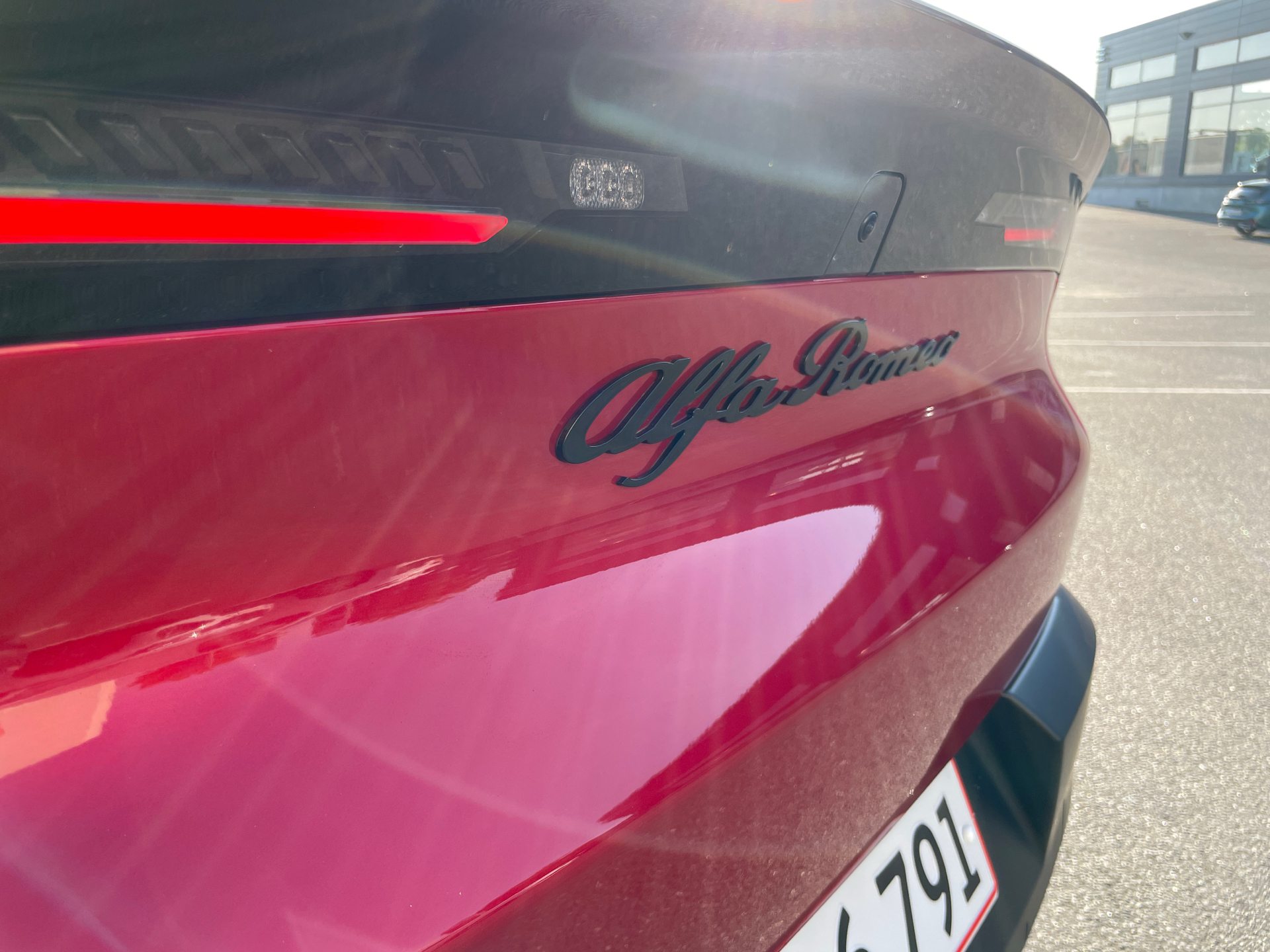 Billede af Alfa Romeo Junior EL Veloce 280HK 5d Aut.
