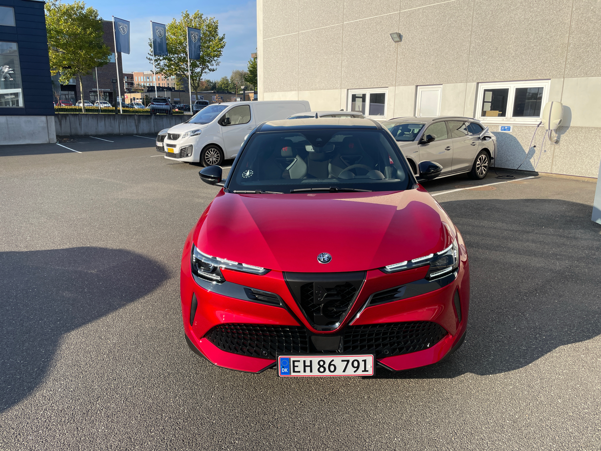 Billede af Alfa Romeo Junior EL Veloce 280HK 5d Aut.