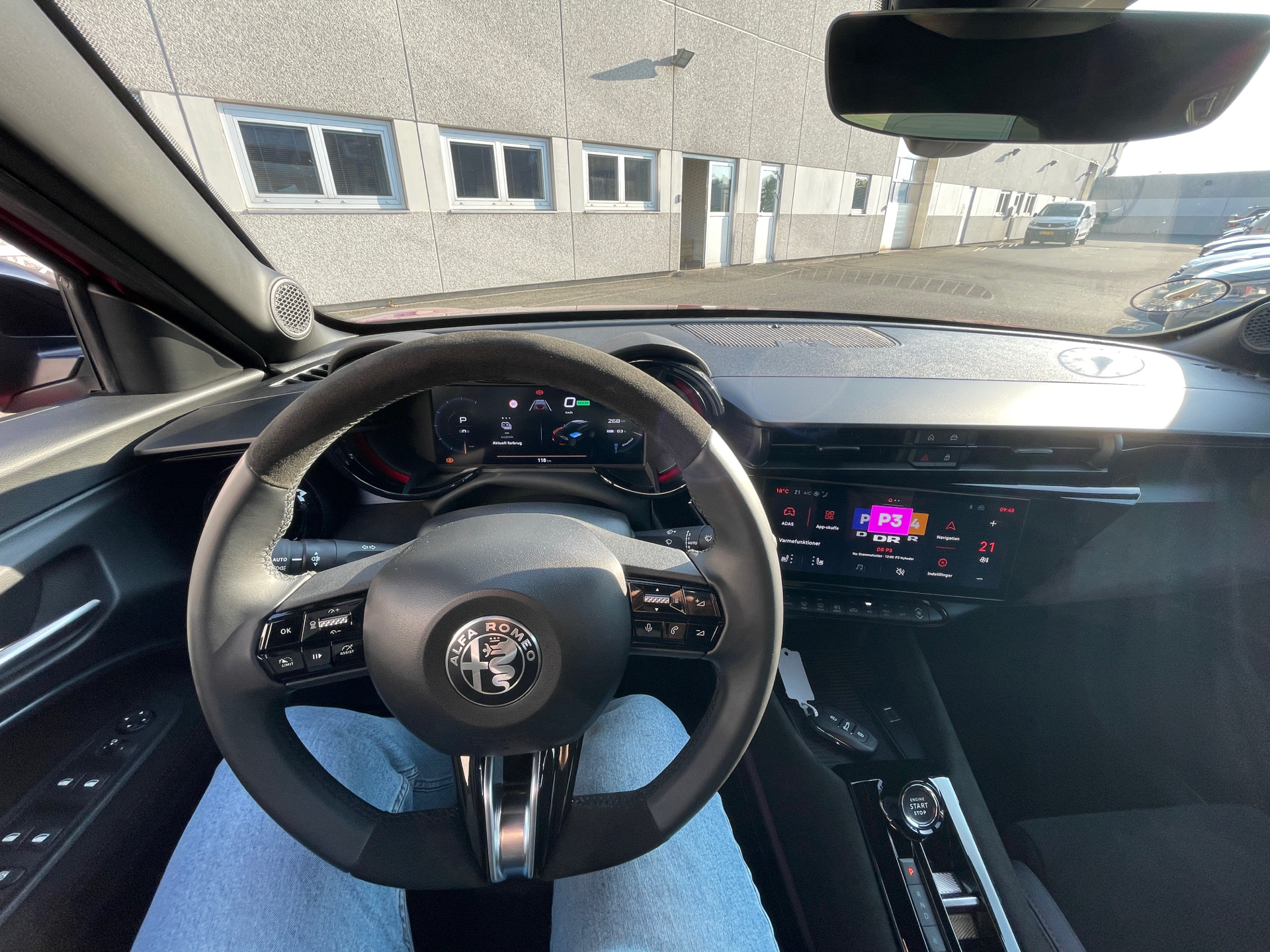 Billede af Alfa Romeo Junior EL Veloce 280HK 5d Aut.