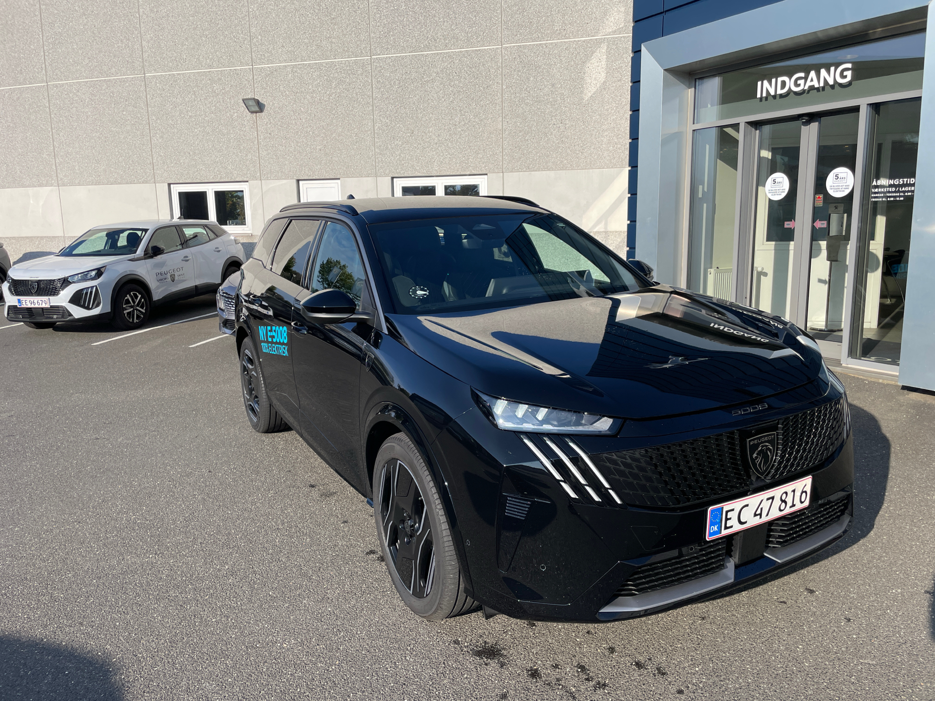 Billede af Peugeot e-5008 EL GT Pack 210HK 5d Aut.