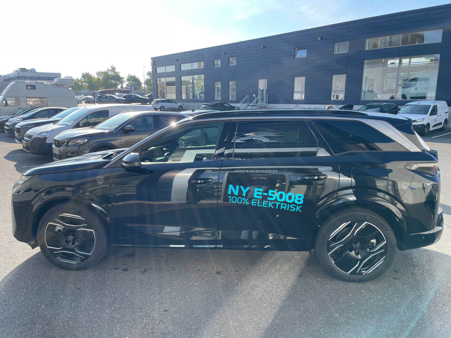 Billede af Peugeot e-5008 EL GT Pack 210HK 5d Aut.