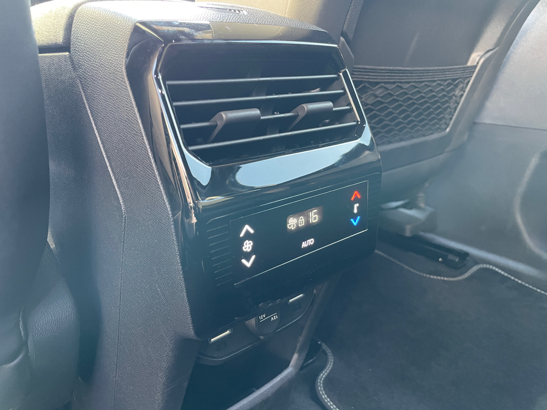 Billede af Peugeot e-5008 EL GT Pack 210HK 5d Aut.