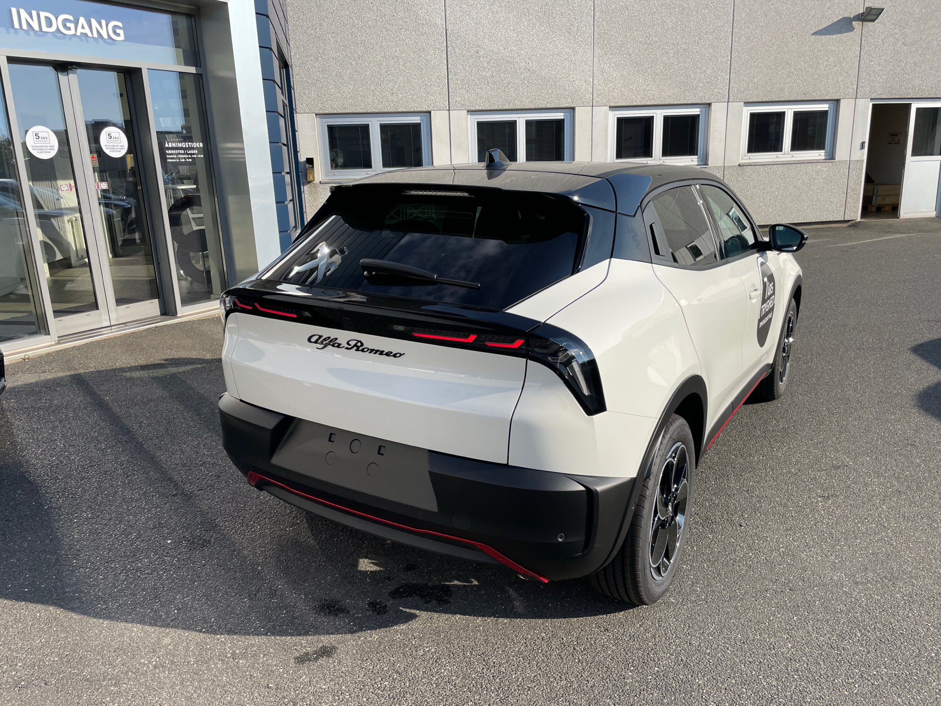Billede af Alfa Romeo Junior EL Speciale 156HK 5d Aut.