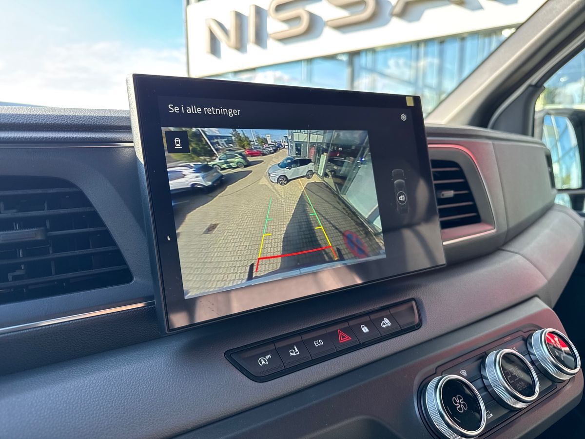Billede af Nissan Interstar L2H2 2,0 DCi Tekna 170HK Van 9g Aut.