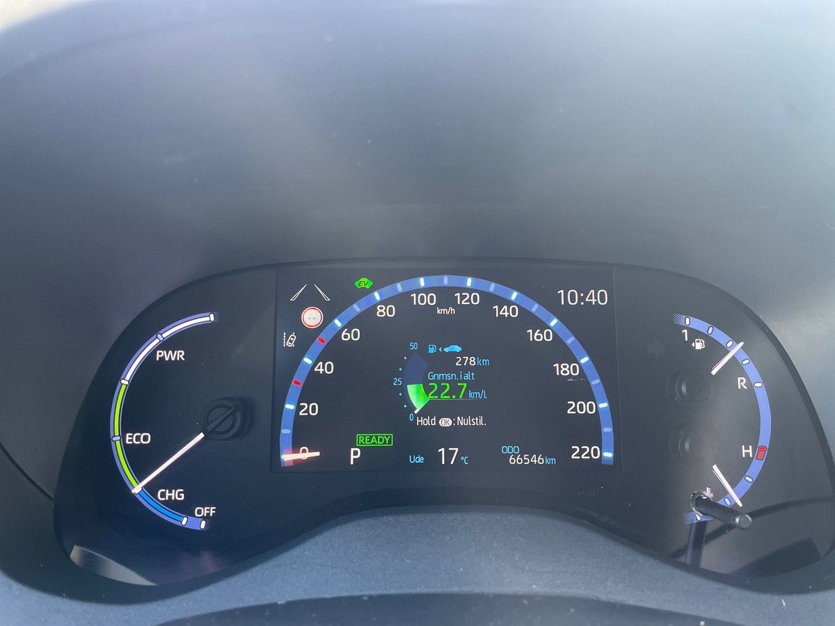 Billede af Toyota Yaris Cross 1,5 Hybrid Premium Edition 116HK 5d Trinl. Gear