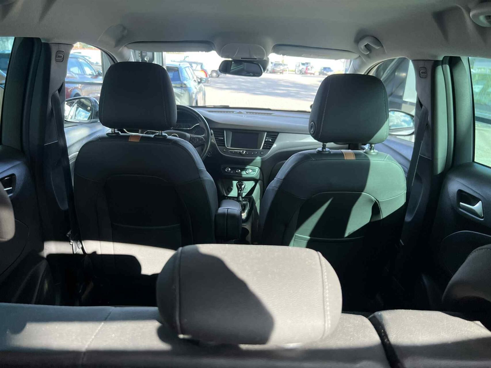 Billede af Opel Crossland 1,2 T Sport 130HK 5d 6g Aut.